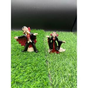 Blue Sky Clayworks Halloween Dracula Vampire Salt & Pepper Shakers